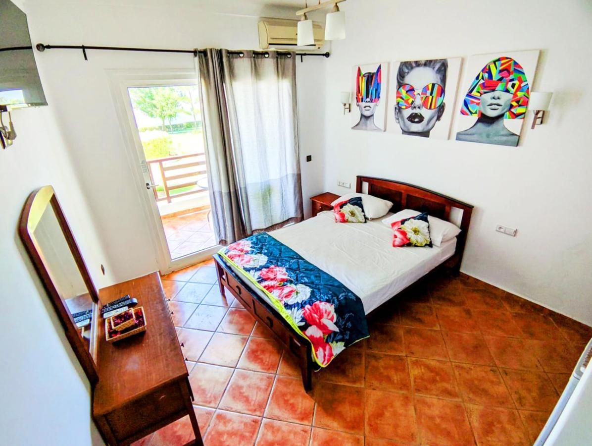 Mirador Golf Appart-Hotel Cabo Negro Exterior photo